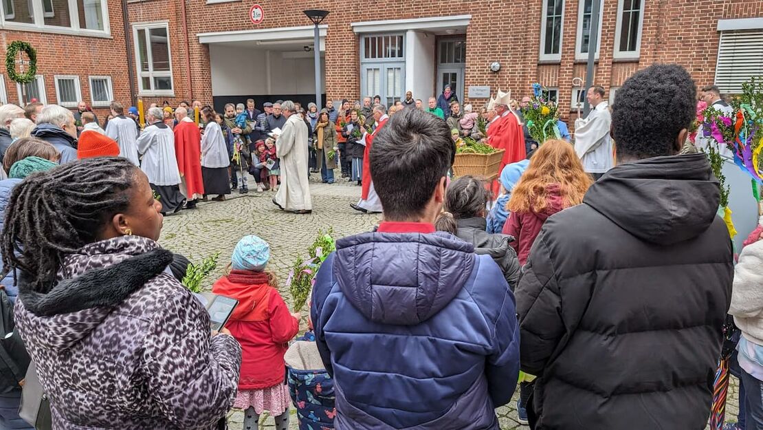 Palmprozession zum Palmsonntag in Hamburg